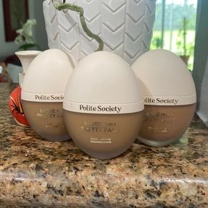 Skin caring foundation